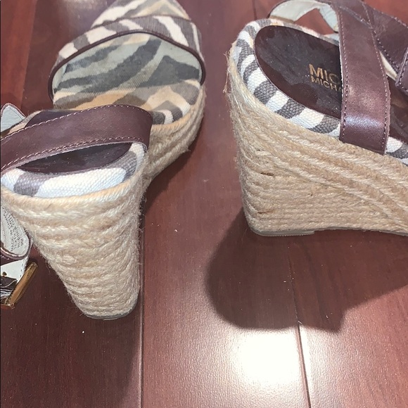 Michael Kors Zebra Wedges - Picture 4 of 4